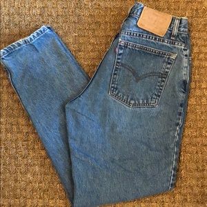 Levi’s 550 • VINTAGE • High Waisted MOM Jeans